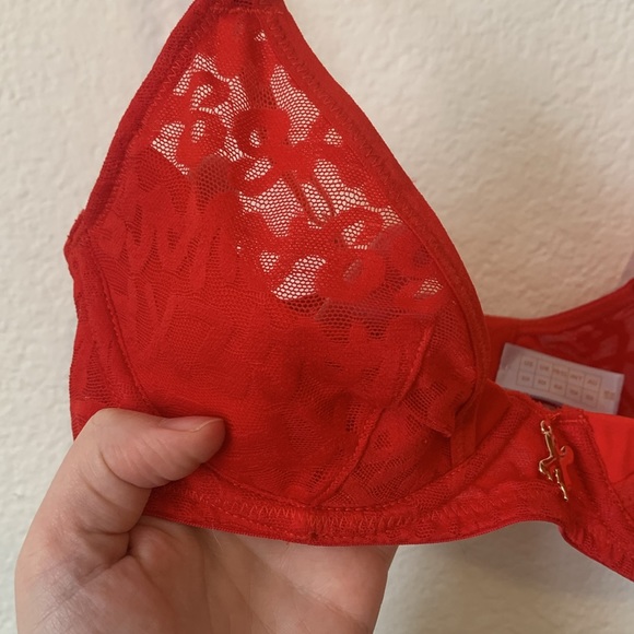 Savage X Bra - Picture 2 of 2